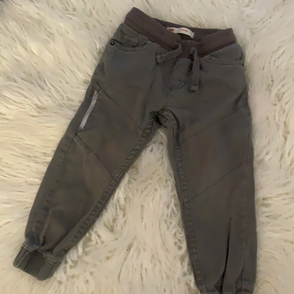 Levi’s jogger, soft denim pants